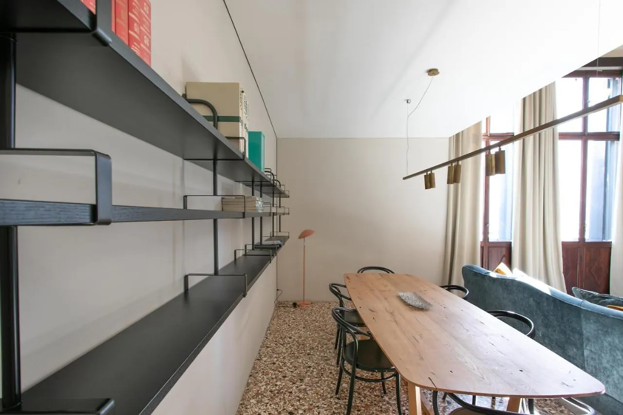 Apartment Ferienwohnung Infinite House Ca' Vendramin Venedig